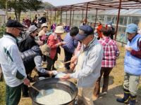 23日：定例観察会「植物園を楽しむ会」「春の芽生えと味わいを楽しむ」野草のお粥サービス