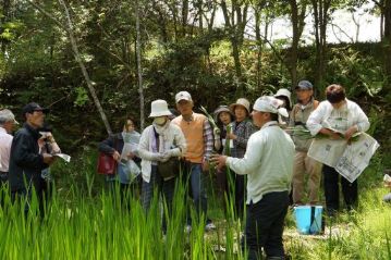 開催時間中に解説とプレゼントを4～5回ほど繰り返しました。2時間のみの開催でしたが，34名の方が来園されました。