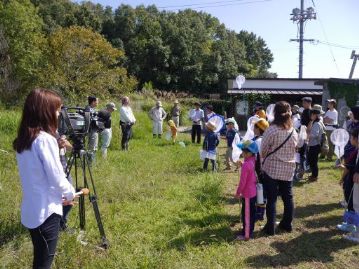 開会あいさつの様子。この日は瀬戸内海放送と倉敷ケーブルテレビの取材がありました。