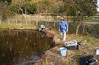 5日：岡山市 半田山植物園よりミツガシワ採取に来園