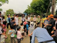 熱中症対策のため、開催時間は8～10時。 この日は曇りがちで、それほど気温もあがらず、比較的過ごしやすい朝でした。